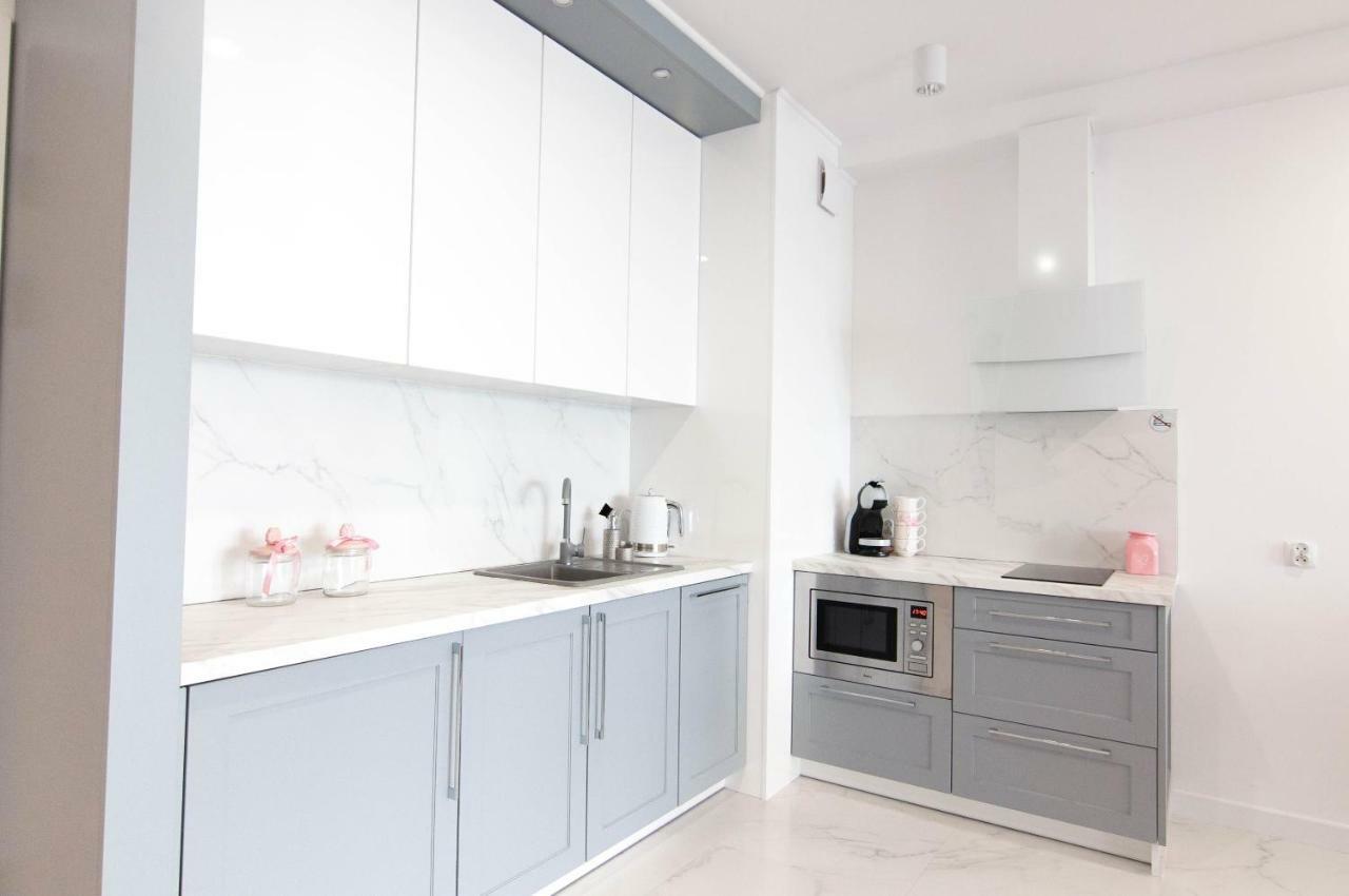 Apartament Sailor Z Widokiem Na Morze - Nadmorski Luksus Ustronie Morskie Exterior photo
